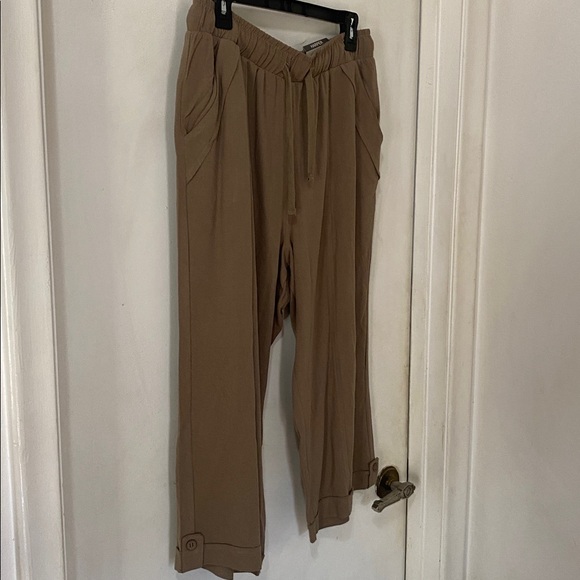 Harper Tan Relaxed Drawstring Joggers Capris Wide Leg Cropped Harem Pants - Picture 2 of 12